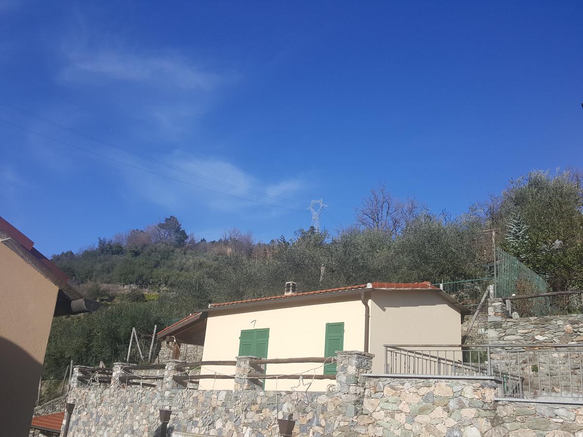 Villa Agriturismo Aspettando Il Sole Orco Feglino Exterior foto