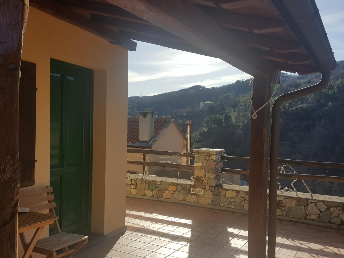 Villa Agriturismo Aspettando Il Sole Orco Feglino Exterior foto